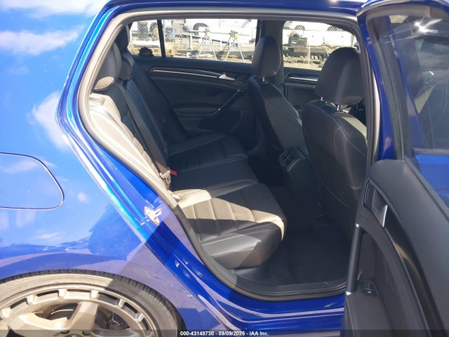 WVWLF7AU7FW236947 Volkswagen Golf