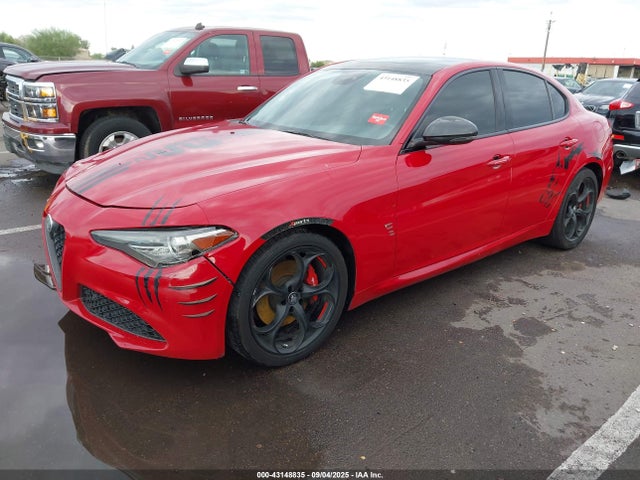Alfa Romeo giulia (952) 2018 ZARFAEEN9J7597253 Image 2