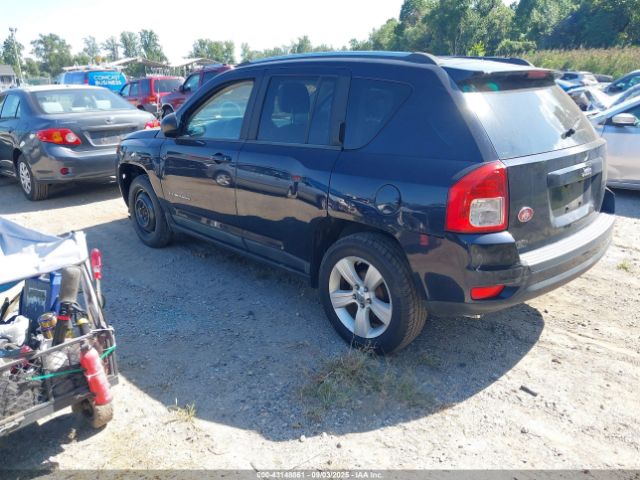 2011 JEEP COMPASS 1J4NT1FA5BD213549 Photo 2