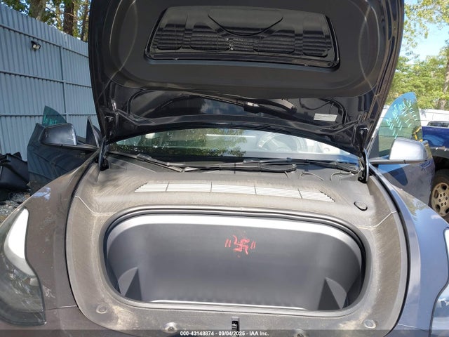 2024 TESLA MODEL Y 7SAYGDEE9RA242536 Photo 9