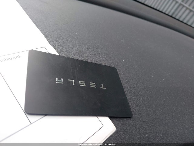 2024 TESLA MODEL Y 7SAYGDEE9RA242536 Photo 10