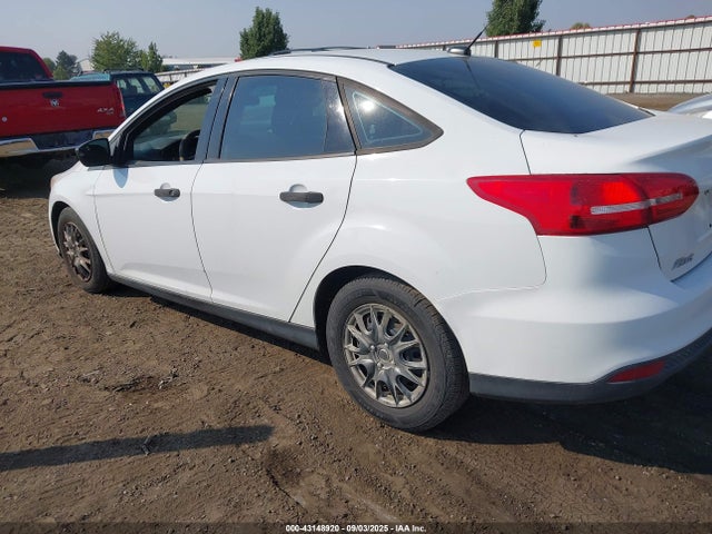 Ford 2.0l gdi 2017 1FADP3E2XHL267008 Image 3