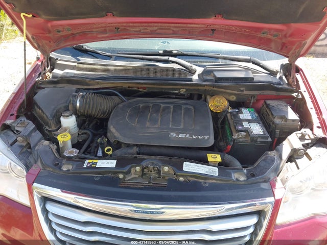 2C4RC1CG6GR174653 Chrysler Town and Country