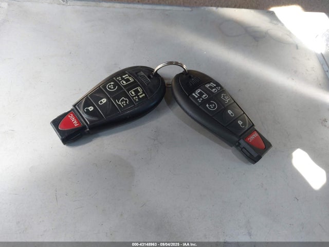 2C4RC1CG6GR174653 Chrysler Town and Country