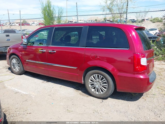 2C4RC1CG6GR174653 Chrysler Town and Country