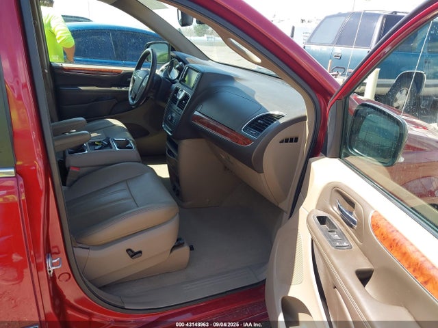 2C4RC1CG6GR174653 Chrysler Town and Country