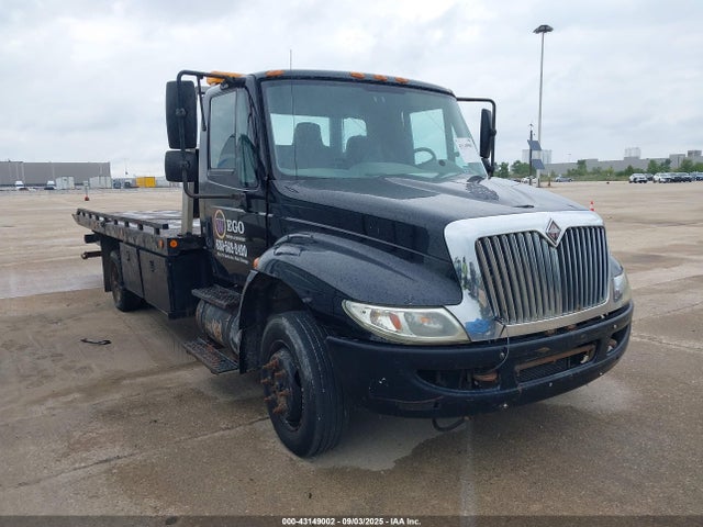 43149002 :رقم المزاد ، 1HTMMAAM42H525938 vin ، 2002 International 4000 4300 مزاد بيع