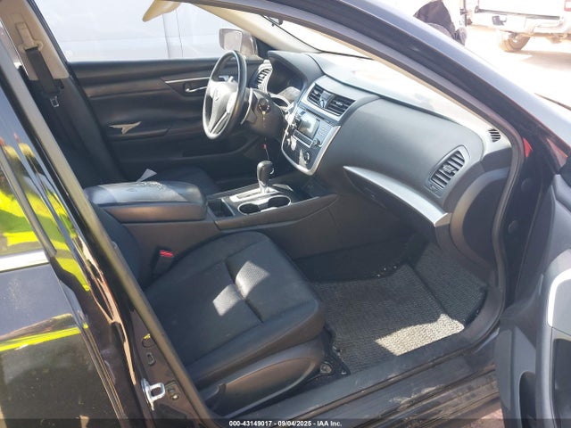 1N4AL3AP9GC261439 Nissan 2016