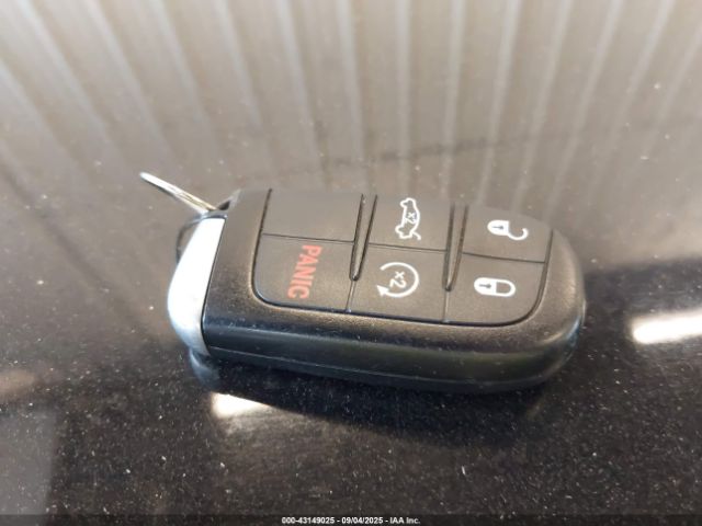 2019 CHRYSLER 300 2C3CCAGG0KH533837 Photo 10