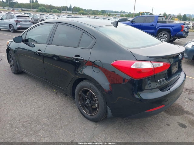 KIA Forte 2014 KNAFK4A6XE5182716 Image 3