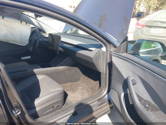 2024 TESLA MODEL 3 5YJ3E1EA6RF825576 Photo 4