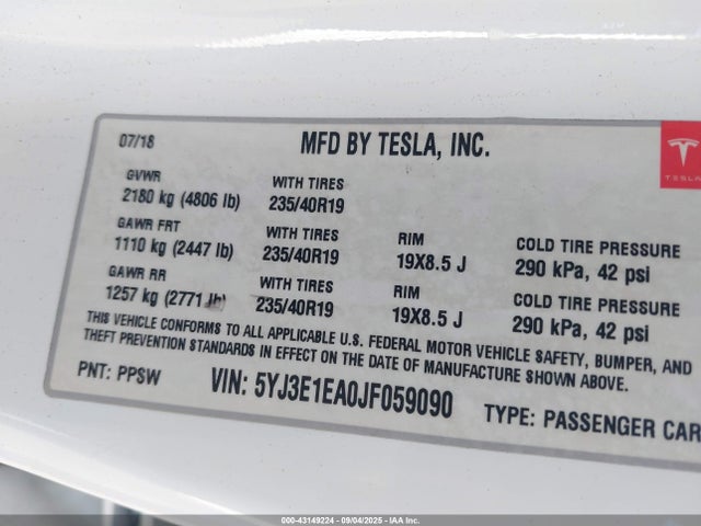 2018 TESLA MODEL 3 5YJ3E1EA0JF059090 Photo 8