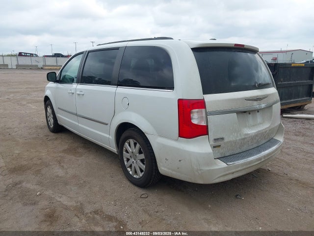 2C4RC1BG3GR292368 Chrysler Town and Country