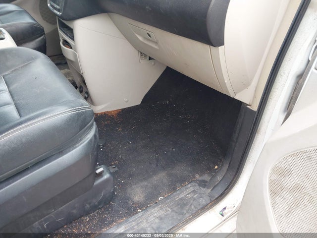 2C4RC1BG3GR292368 Chrysler Town and Country