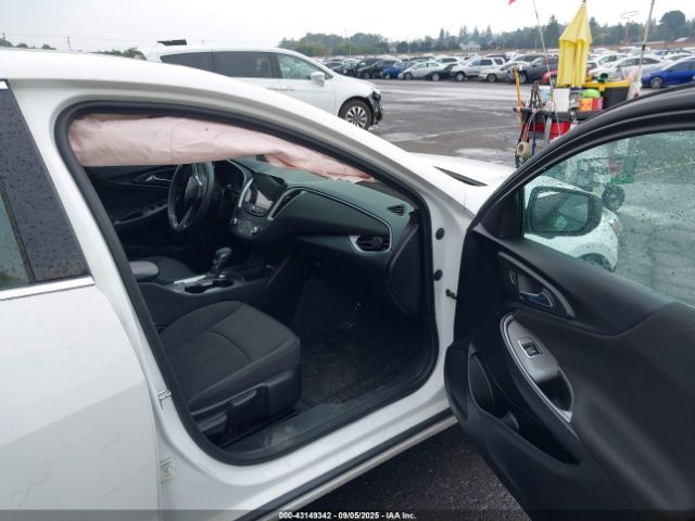 2022 CHEVROLET MALIBU 1G1ZD5ST8NF179062 Photo 4