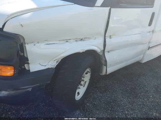 Chev Express G3500 2017 1GB0GRFF4H1333789 Image 17