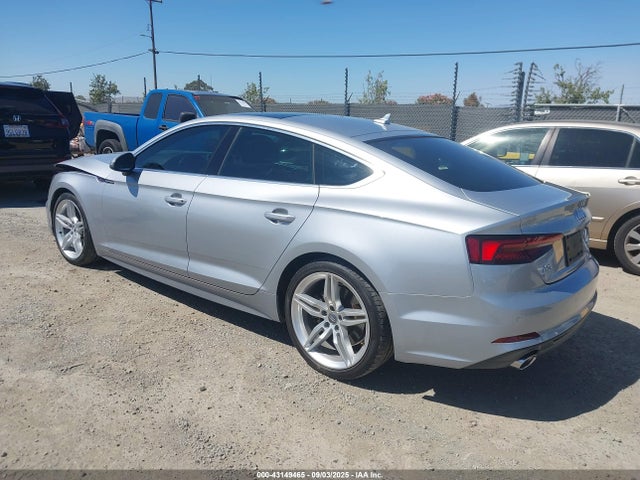2018 AUDI A5 WAUENCF50JA062891 Photo 2