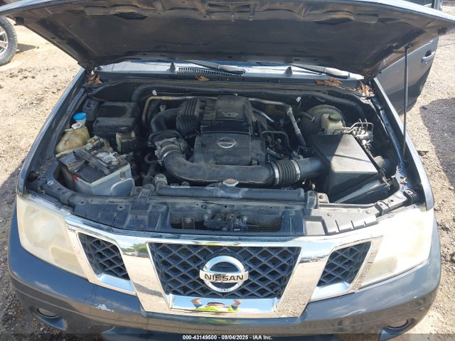 1N6AD0ER4FN736402 Nissan 2015
