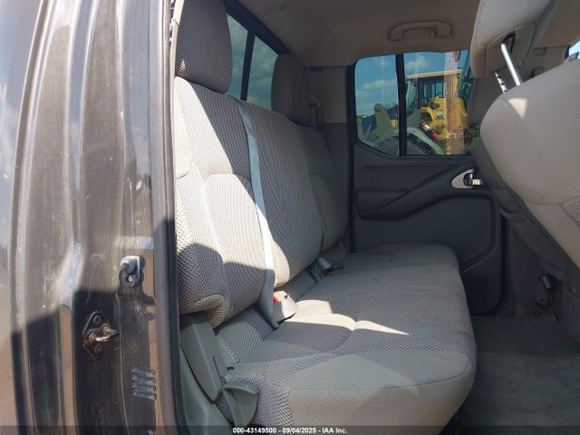 1N6AD0ER4FN736402 Nissan 2015