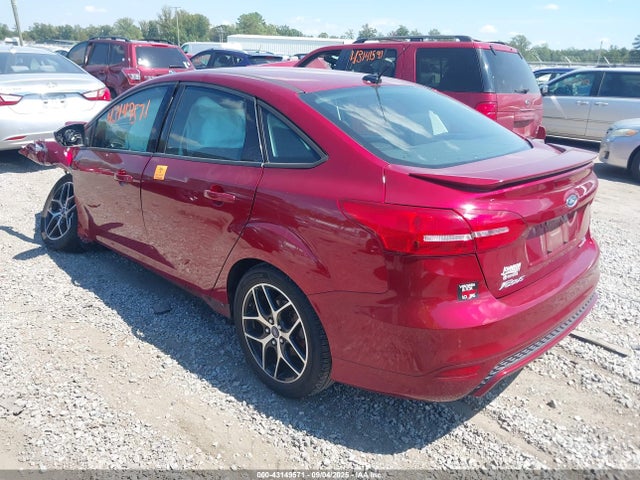 Ford Focus 2015 1FADP3F25FL373913 Image 3