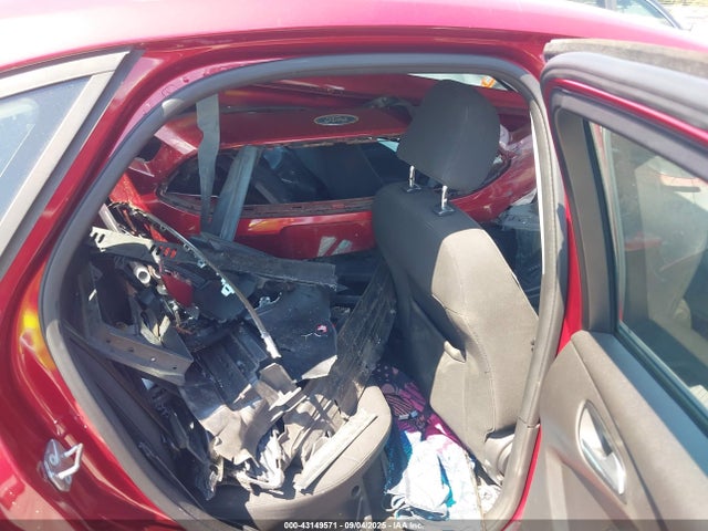 Ford Focus 2015 1FADP3F25FL373913 Image 8