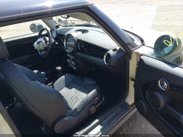 2008 MINI COOPER S WMWMF73558TT90634 Photo 4