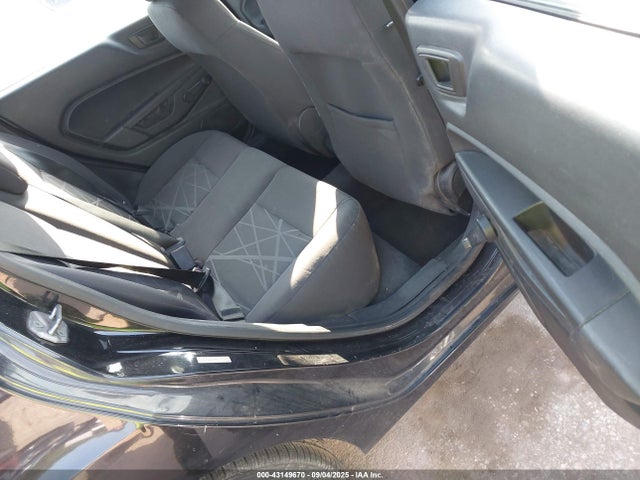 3FADP4AJXEM114108 Ford 2014