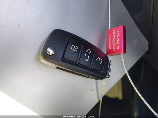 WA1EECF38L1030284 Audi Q3