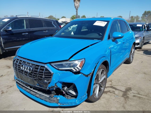WA1EECF38L1030284 Audi Q3