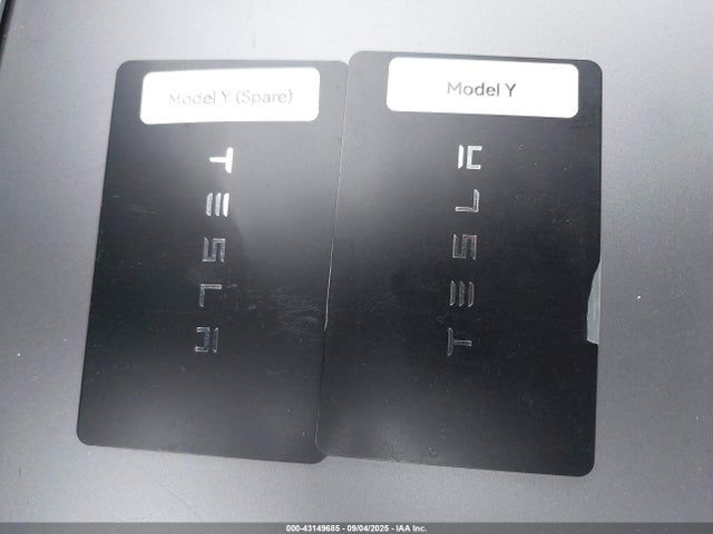 2023 TESLA MODEL Y 7SAYGDEE8PA188062 Photo 10