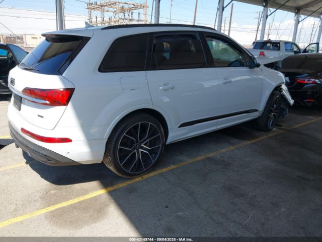 2021 AUDI Q7 WA1VXBF75MD035921 Photo 3