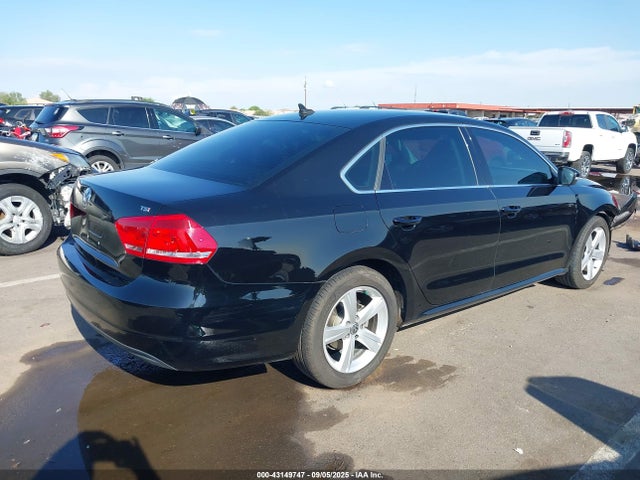 Volkswagen Passat 2015 1VWAT7A36FC078722 Image 4