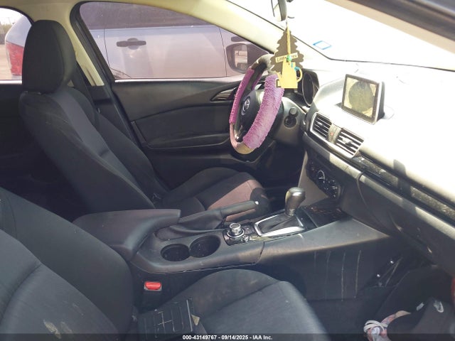 3MZBM1U7XFM220713 Mazda pe