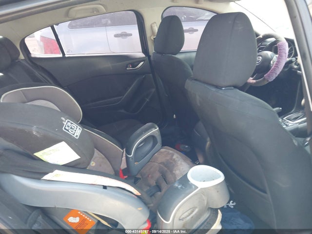 3MZBM1U7XFM220713 Mazda pe