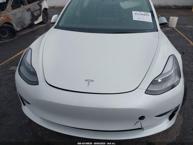 2023 TESLA MODEL 3 5YJ3E1EB5PF609627 Photo 9