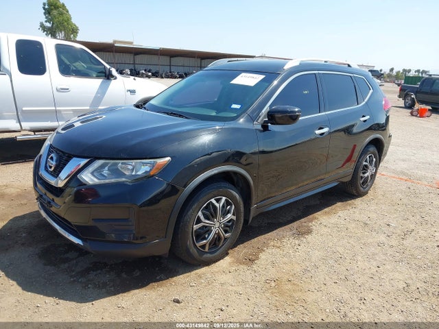 JN8AT2MTXHW145877 Nissan Rogue