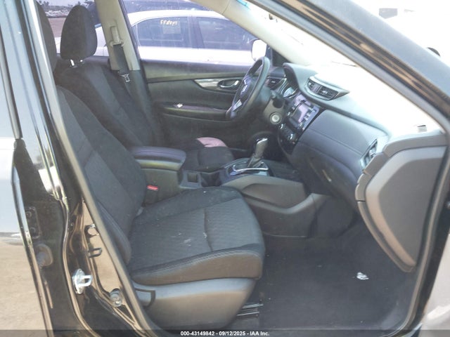 JN8AT2MTXHW145877 Nissan Rogue