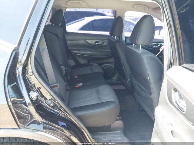 JN8AT2MTXHW145877 Nissan Rogue