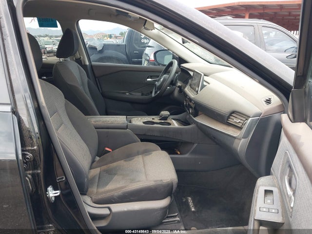 5N1BT3BAXNC688131 Nissan Rogue