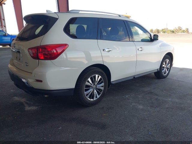 5N1DR2MM1KC636116 Nissan Pathfinder