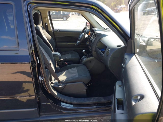 Jeep Patriot Latitude 2014 1C4NJRFB9ED644449 Image 5