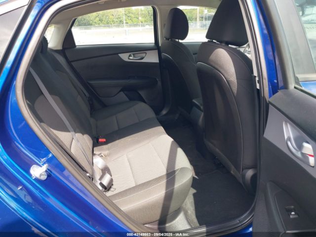 2022 KIA FORTE 3KPF24AD4NE433039 Photo 7