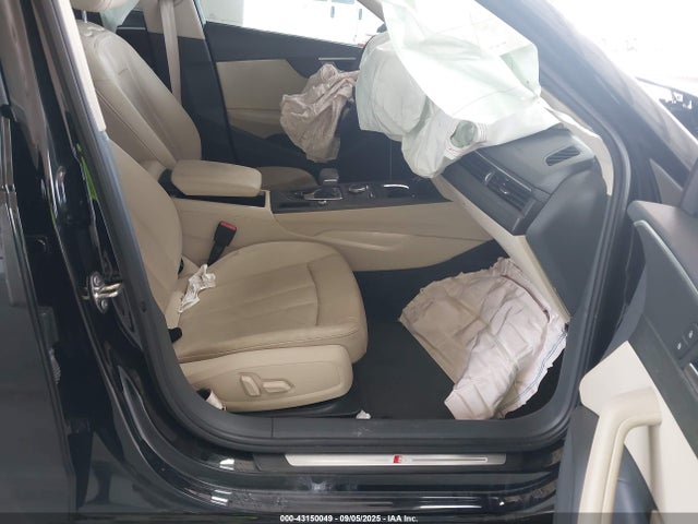 2018 AUDI A4 WAUKMAF46JA140804 Photo 4