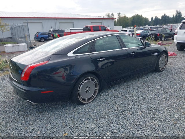 2012 JAGUAR XJ SAJWA2GEXCMV29135 Photo 3