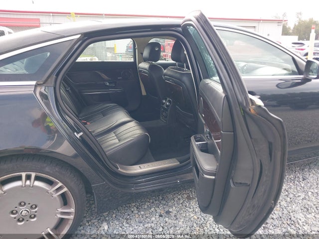 2012 JAGUAR XJ SAJWA2GEXCMV29135 Photo 7