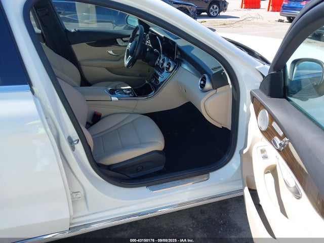 Aukcja sprzedaży 2021 Mercedes-benz C 300 4matic, vin: W1KWF8EB9MR648512, numer aukcji: 43150176