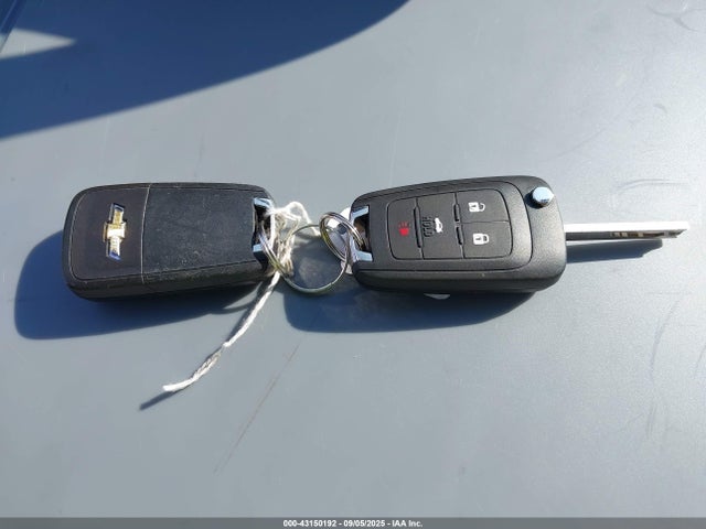 1G1PA5SG9E7321755 Chevrolet lwe