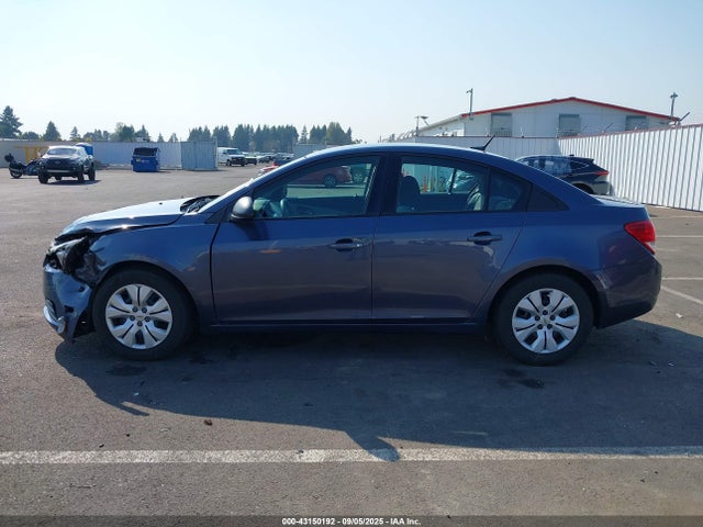 1G1PA5SG9E7321755 Chevrolet lwe