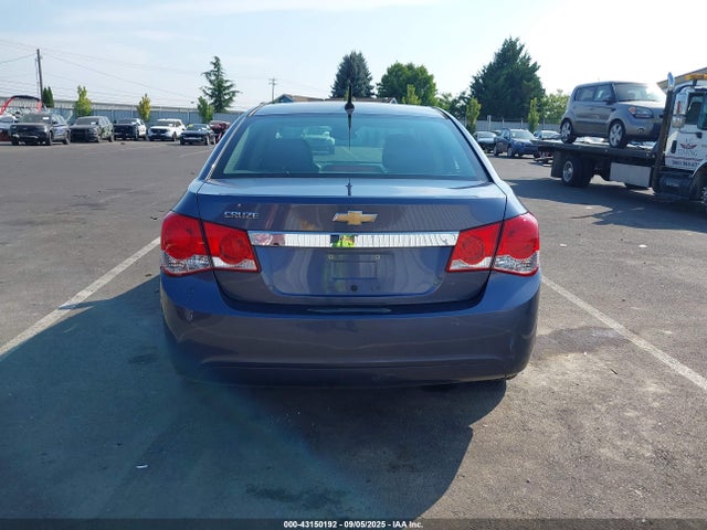 1G1PA5SG9E7321755 Chevrolet lwe