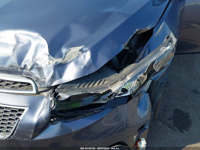 1G1PA5SG9E7321755 Chevrolet lwe
